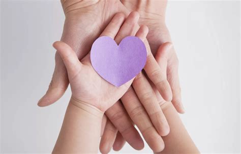 Автомобили для чернобыльцев Нахчывана: забота и поддержка государства