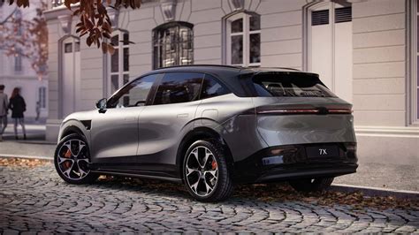 Zeekr 8X — новый сверхкомфортный кроссовер по привлекательной цене