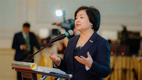 Женщины и экономика: как развитие женского лидерства меняет правила игры